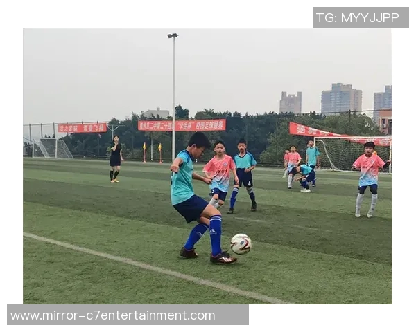 宜宾校园足球发展新篇章青少年足球人才培养与赛事组织的创新探索 宜宾校园足球发展新篇章青少年足球人才培养与赛事组织的创新探索